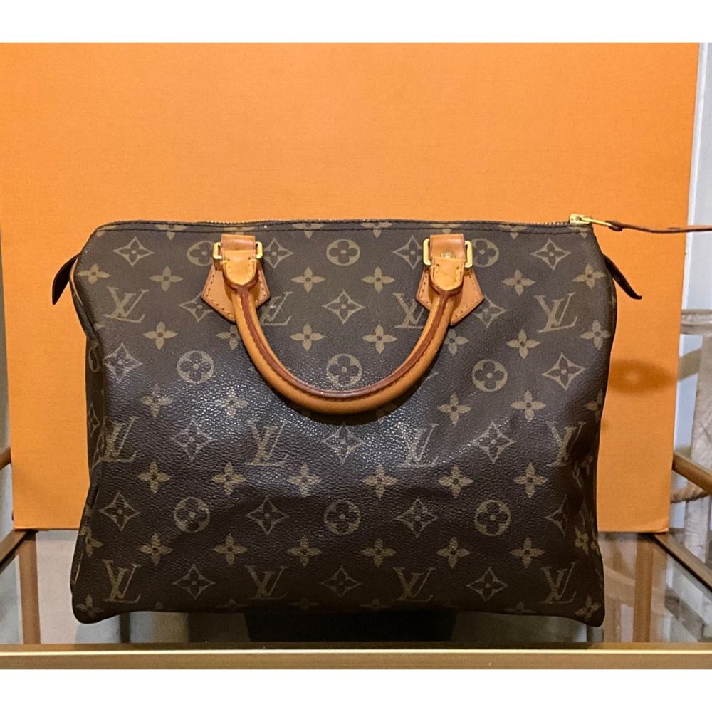 👛  AUTHENTIC LOUIS VUITTON MONOGRAM SPEEDY 30